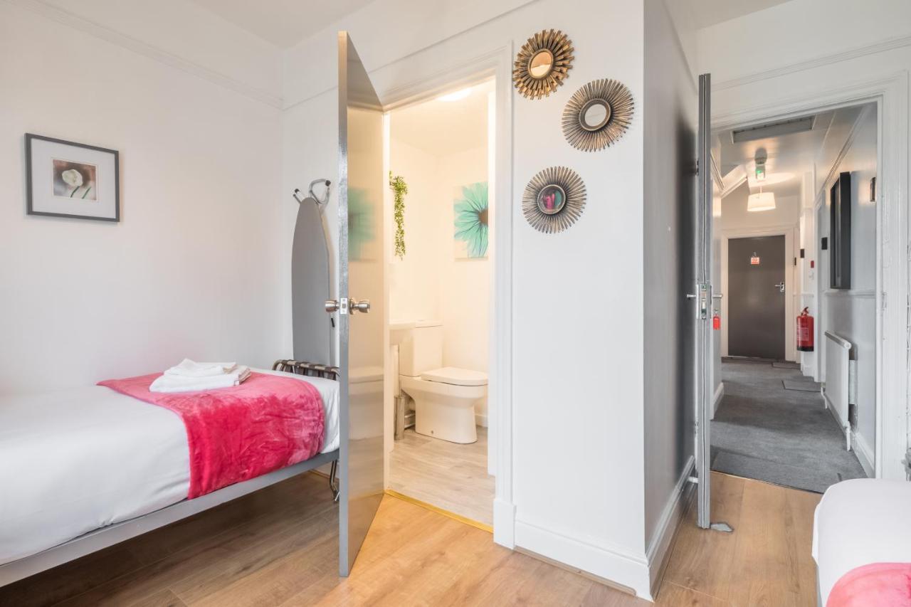 Private Room 6 With Kitchenette By Cb Stays No Minimum Stays CBG エクステリア 写真